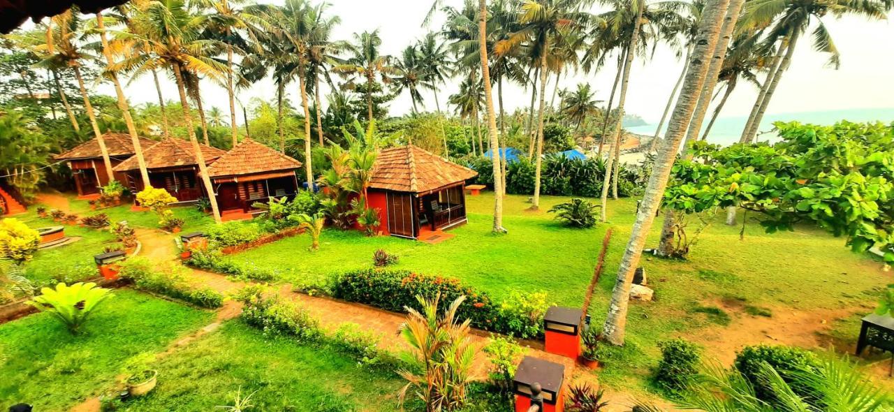 Blue Water Beach Resort Varkala Bagian luar foto